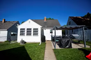 2561 S 70th St, Milwaukee, WI 53219 - Photo 16