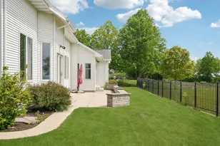 4635 S 10th St, Manitowoc, WI 54220 - Photo 48
