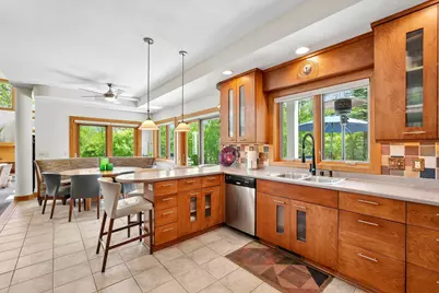 12302 N Madero Dr, Mequon, WI 53092 - Photo 16