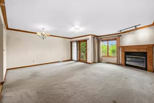 7519 W Mallory Way, Franklin, WI 53132 - Photo 14
