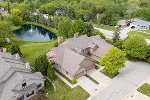 7519 W Mallory Way, Franklin, WI 53132 - Photo 2