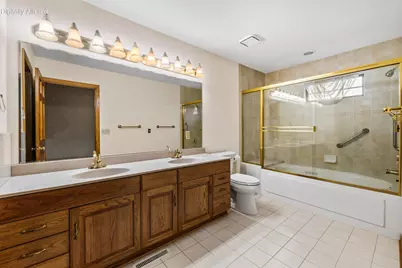 7519 W Mallory Way, Franklin, WI 53132 - Photo 28