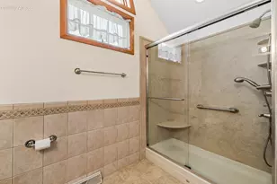 7519 W Mallory Way, Franklin, WI 53132 - Photo 32