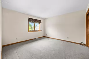 7519 W Mallory Way, Franklin, WI 53132 - Photo 30