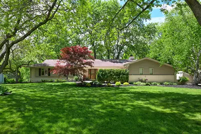 1085  Longwood Ave, Elm Grove, WI 53122 - Photo 1