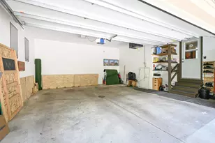 1085 Longwood Ave, Elm Grove, WI 53122 - Photo 38