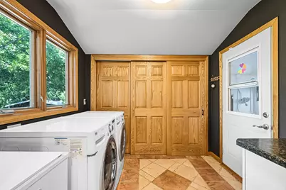 1085  Longwood Ave, Elm Grove, WI 53122 - Photo 16