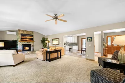 1085  Longwood Ave, Elm Grove, WI 53122 - Photo 6