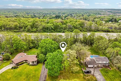 14745  Timberidge Trl, Brookfield, WI 53005 - Photo 56