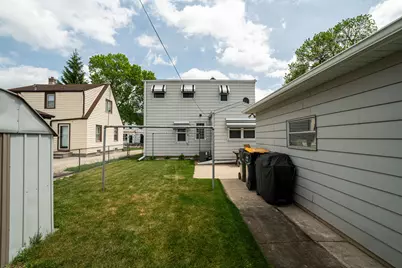 1479 S 93rd St, West Allis, WI 53214 - Photo 34