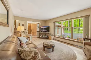 1820 Candlewood Ln, Richfield, WI 53076 - Photo 4