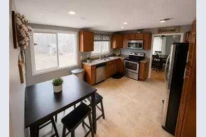4225  Northwestern Ave, Racine, WI 53405 - Photo 8