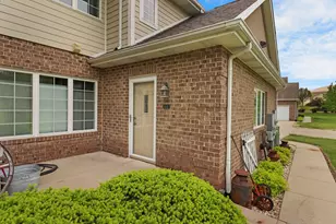 9284 66th Ave, Pleasant Prairie, WI 53158 - Photo 2