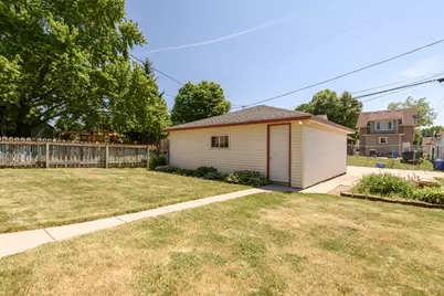 217  Harrison Ave, Waukesha, WI 53186 - Photo 22