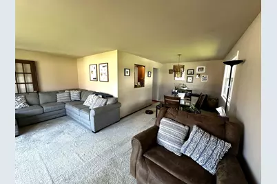2424 W Mark Dr, Sheboygan, WI 53083 - Photo 4