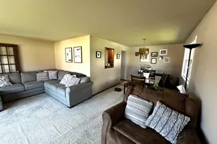 2424 W Mark Dr, Sheboygan, WI 53083 - Photo 4