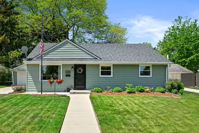 1015  5th Ave, Grafton, WI 53024 - Photo 1