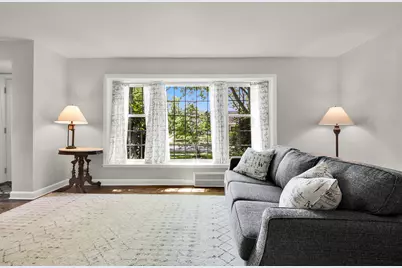 1012 E Hampton Rd, Whitefish Bay, WI 53217 - Photo 4