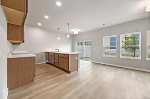 1364 Marigold Dr, Fort Atkinson, WI 53538 - Photo 4