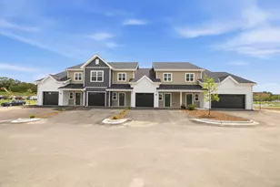1364 Marigold Dr, Fort Atkinson, WI 53538 - Photo 1