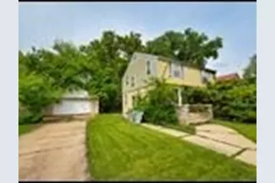 5755 N 41st St, Milwaukee, WI 53209 - Photo 2