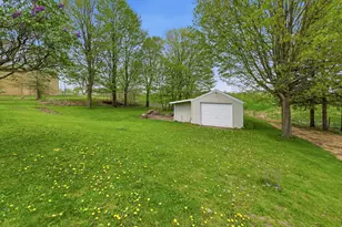 608 N 40th St, Sheboygan, WI 53081 - Photo 26