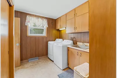 608 N 40th St, Sheboygan, WI 53081 - Photo 16