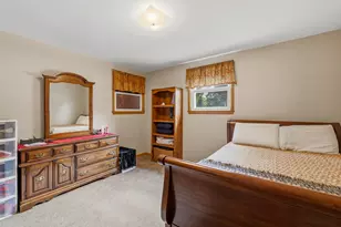 608 N 40th St, Sheboygan, WI 53081 - Photo 6