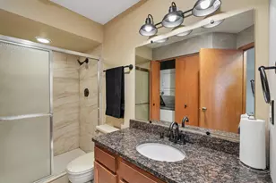 7234 N Green Bay Ave, Glendale, WI 53209 - Photo 16