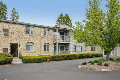 7234 N Green Bay Ave #202, Glendale, WI 53209 - Photo 30