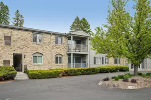 7234 N Green Bay Ave, Glendale, WI 53209 - Photo 30