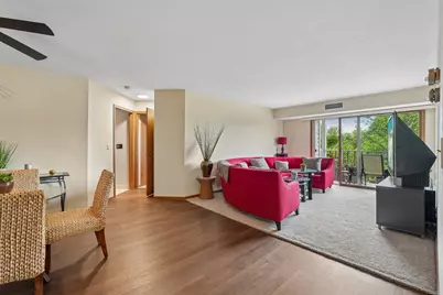 7234 N Green Bay Ave #202, Glendale, WI 53209 - Photo 2