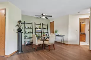 7234 N Green Bay Ave, Glendale, WI 53209 - Photo 14