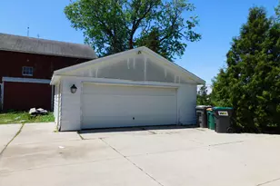 4501 W 5 Mile Rd, Racine, WI 53108 - Photo 2