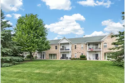 2704  Northview Rd #147, Waukesha, WI 53188 - Photo 2