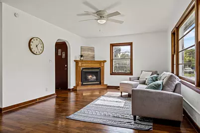 1301  30th St, La Crosse, WI 54601 - Photo 4