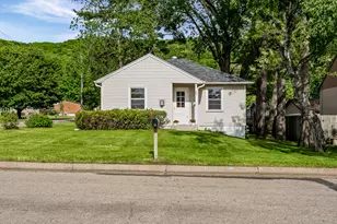 1301 30th St, La Crosse, WI 54601 - Photo 1