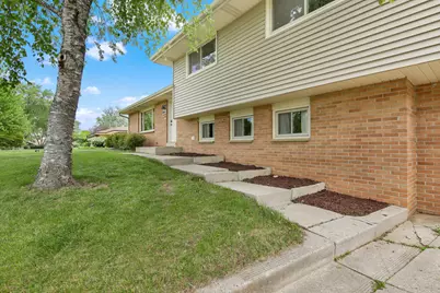 3860  Dale Dr, Brookfield, WI 53005 - Photo 2
