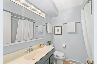 2228 N 116th St, Wauwatosa, WI 53226 - Photo 26