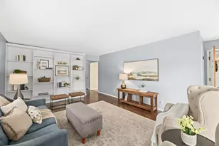 2228 N 116th St, Wauwatosa, WI 53226 - Photo 6
