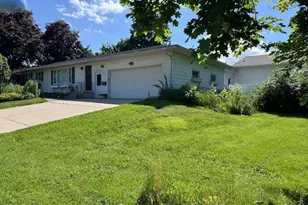 207 Pine St, Caledonia, MN 55921 - Photo 10
