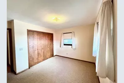 207  Pine St, Caledonia, MN 55921 - Photo 16