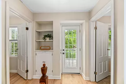 2760 N Hartung Ave, Milwaukee, WI 53210 - Photo 24