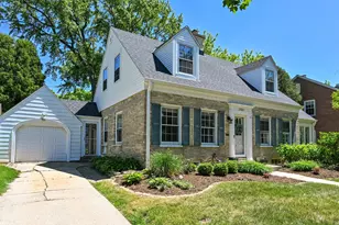 2760 N Hartung Ave, Milwaukee, WI 53210 - Photo 2