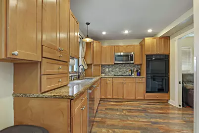 9817  64th St, Kenosha, WI 53142 - Photo 10