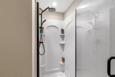 11311 N St James Ln, Mequon, WI 53092 - Photo 30