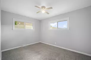 4550 S 47th St, Greenfield, WI 53220 - Photo 10