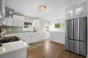 4550 S 47th St, Greenfield, WI 53220 - Photo 6