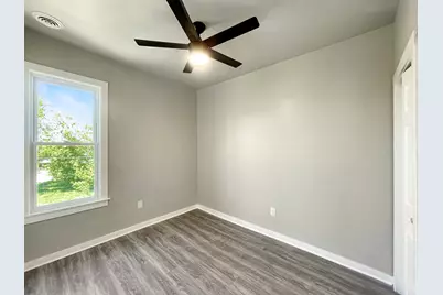 3139 N 26th St #3141, Milwaukee, WI 53206 - Photo 8