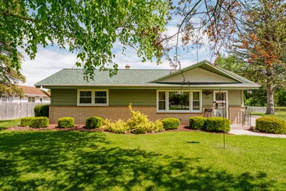 3222  Yorktown St, Racine, WI 53404 - Photo 2